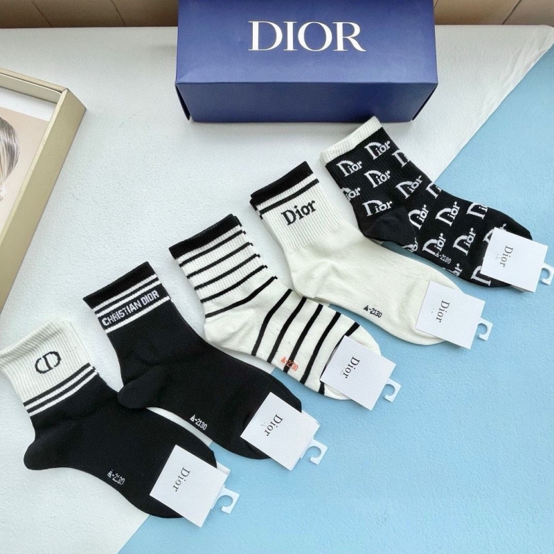 DIOR